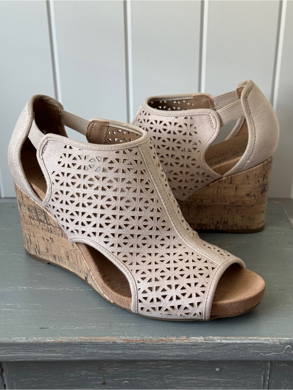 Lifestride Hinx 2 Women Wedge Sandals Cork Heel Size 8 M